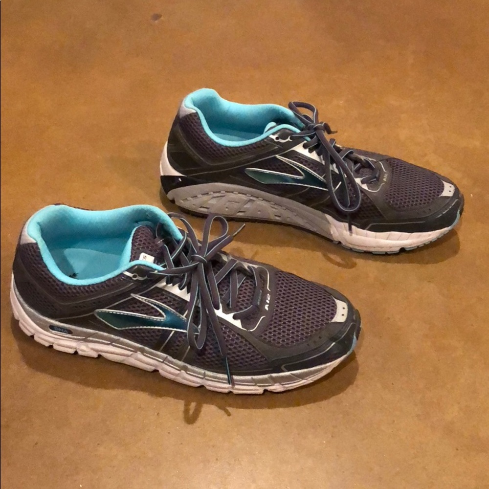 Brooks Addiction 12’s
